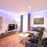 Apartman Larga - Luksuzni U Srcu Zadra Zára
