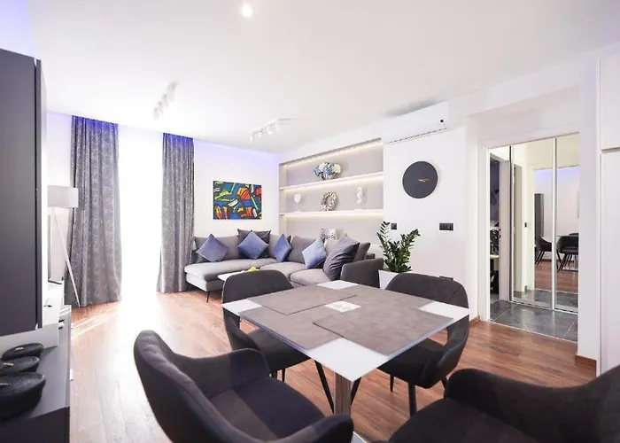 Larga - Luksuzni U Srcu Zadra *