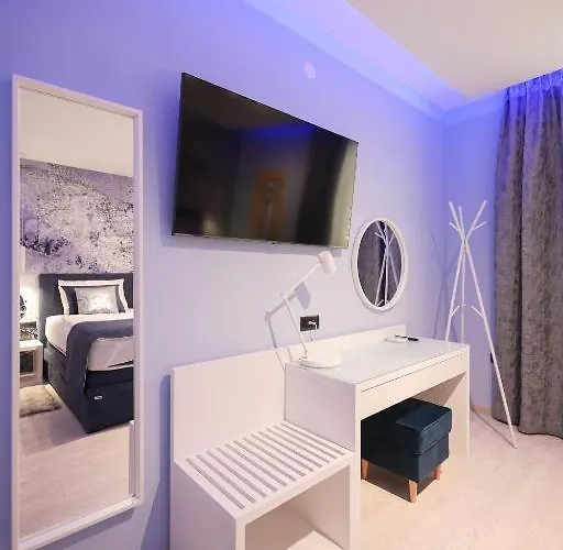 Larga - Luksuzni U Srcu Zadra