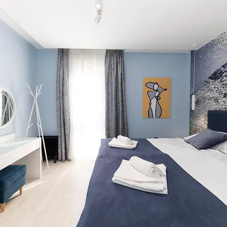 Larga - Stylish In Historic Old Town With Prime Location Apartman *