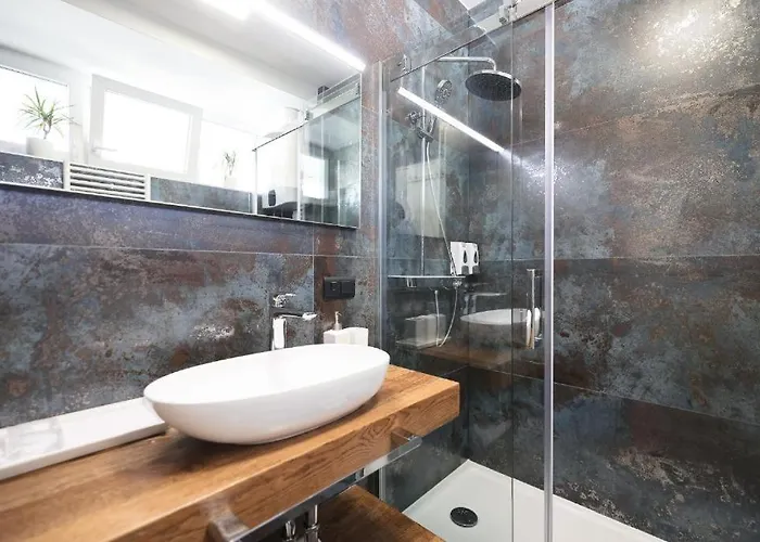 Larga - Luksuzni U Srcu Zadra Apartman *